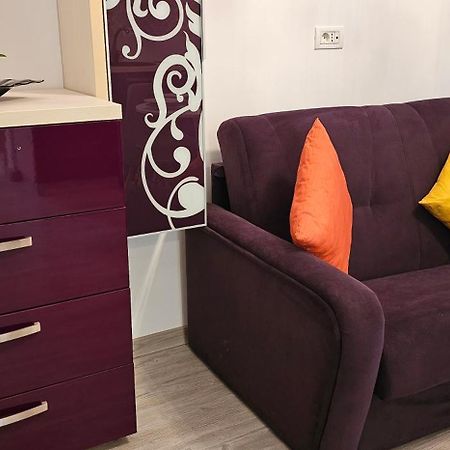 Luxury Aparthotel Promenada In Building Stefan Prima Linie La Mare Нэводари Экстерьер фото