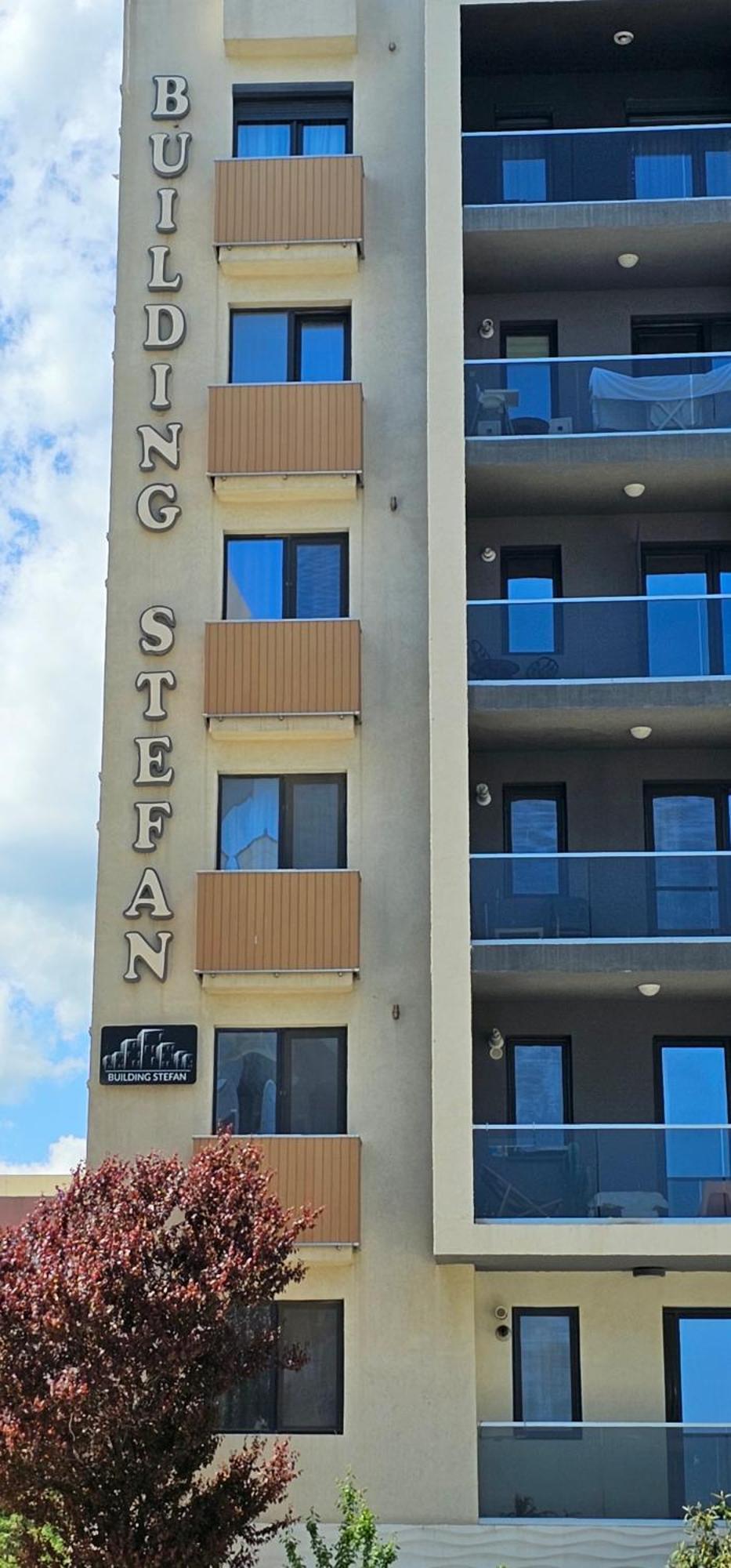 Luxury Aparthotel Promenada In Building Stefan Prima Linie La Mare Нэводари Экстерьер фото