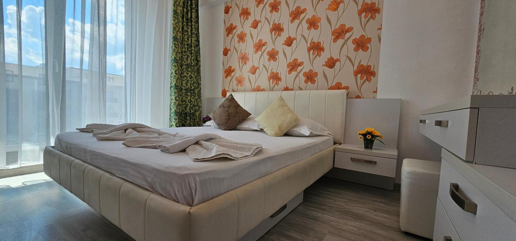 Luxury Aparthotel Promenada In Building Stefan Prima Linie La Mare Нэводари Экстерьер фото